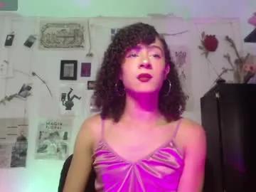 ellis_flowers from Chaturbate
