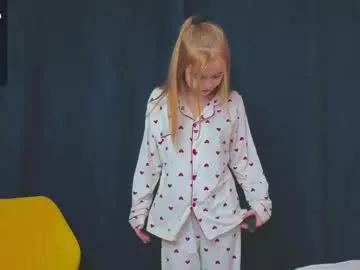 elvacrute on Chaturbate 