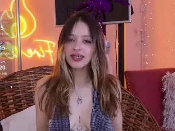 elysia_carter on Chaturbate