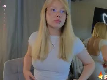 emily_shepard on Chaturbate