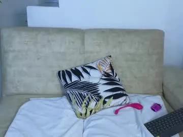 emma_blue_ on Chaturbate