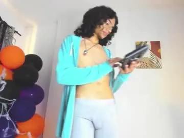 ethanblackwoodd on Chaturbate