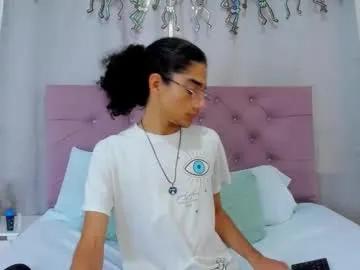 ethanblackwoodd on Chaturbate