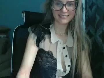 eva2323 on Chaturbate 