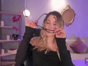 evebenson on Chaturbate