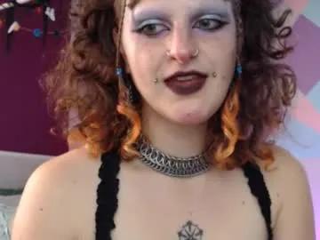 friskyflowers on Chaturbate