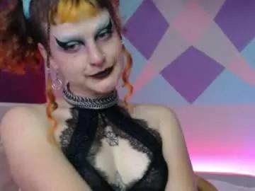 friskyflowers on Chaturbate