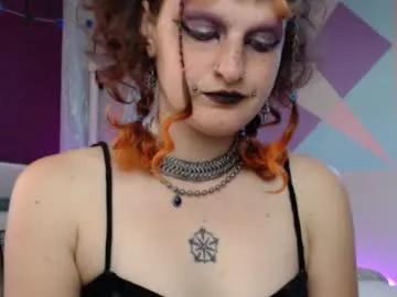 friskyflowers on Chaturbate