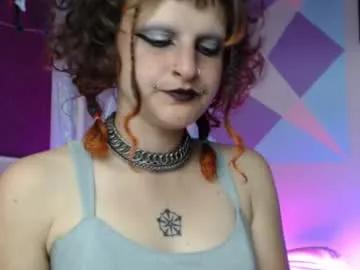 friskyflowers on Chaturbate