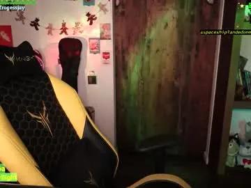 frogessjay from Chaturbate