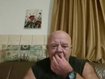 fullballs6 on Chaturbate