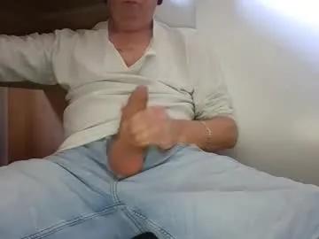 hand_ball_32 on Chaturbate