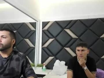 handsomeboys19 from Chaturbate