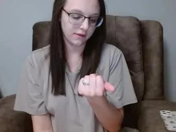 hi_cut_cutie on Chaturbate