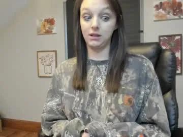 hi_cut_cutie on Chaturbate