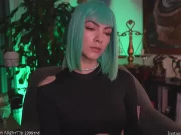 hollylinder_ on Chaturbate