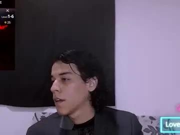 isidroglasc on Chaturbate