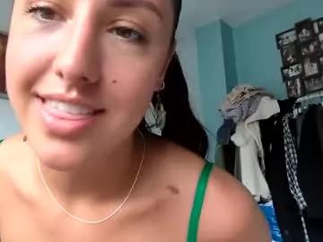 ivyxxxxxx on Chaturbate