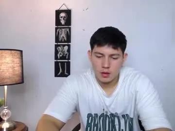 james_cr on Chaturbate