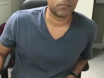 joeshades21 on Chaturbate