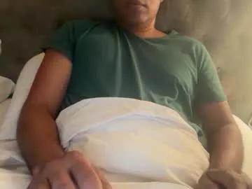 joeshades21 from Chaturbate