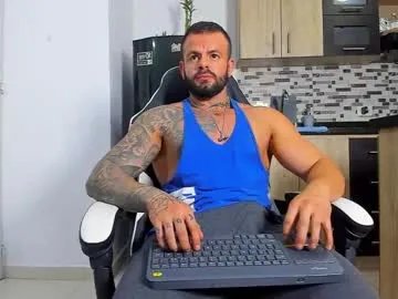 johnnygrayson_ from Chaturbate
