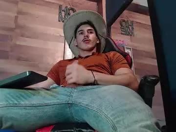 jonathancast08 on Chaturbate