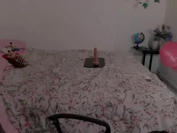 juicy_elenxx on Chaturbate