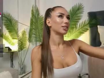 juliaquin on Chaturbate