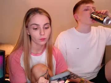 julsweet on Chaturbate