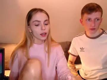 julsweet on Chaturbate