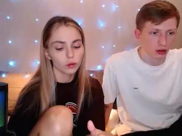 julsweet on Chaturbate