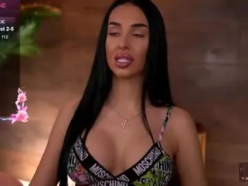 kairaandrews on Chaturbate