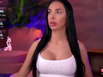 kairaandrews on Chaturbate