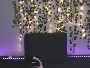 kaislutx on Chaturbate