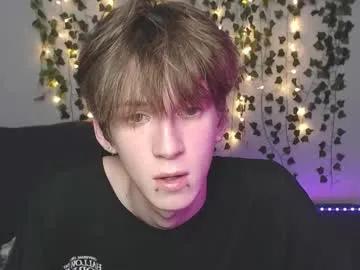 kaislutx on Chaturbate