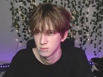 kaislutx on Chaturbate