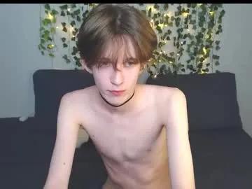kaislutx on Chaturbate