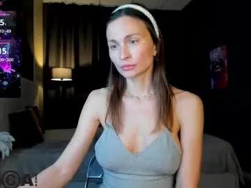 kamila_lee on Chaturbate