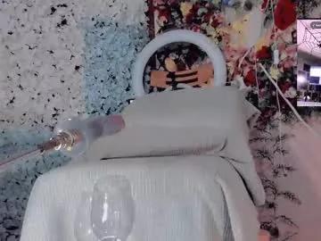 kate_yoshy on Chaturbate