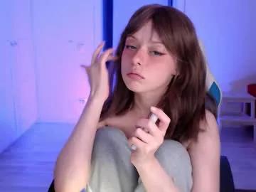 katie_deville on Chaturbate