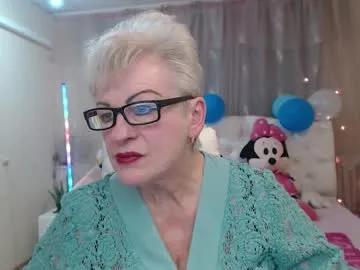 kaylesmoll on Chaturbate