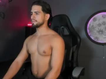 khriss_brown on Chaturbate