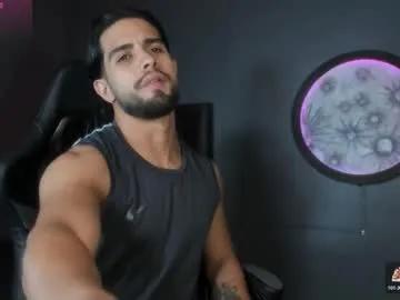 khriss_brown on Chaturbate