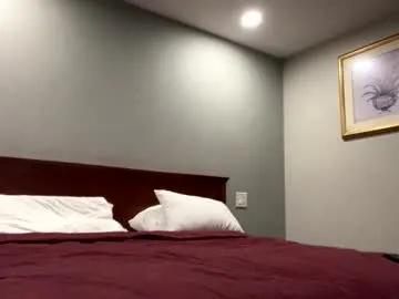 kibrombariu45 on Chaturbate