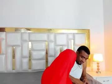 kylieandjhonny on Chaturbate