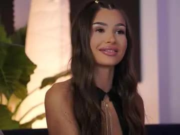 kyssaraplay on Chaturbate