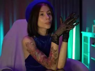 lady_nicolett on Chaturbate