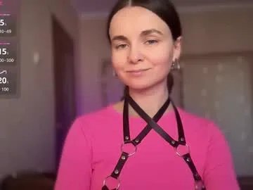lanaloulou on Chaturbate