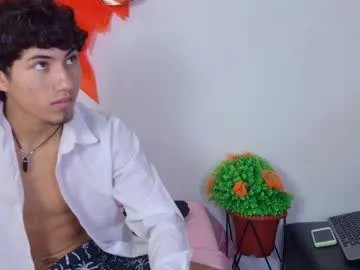laura_and_kevin on Chaturbate